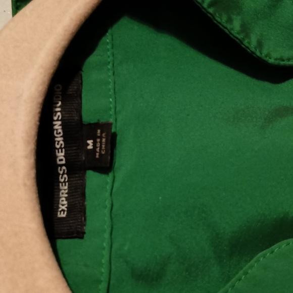 Express Design Studio Top - Picture 2 of 3